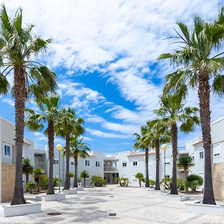 فندق Placid Village