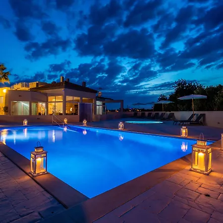 Placid Village Hotel 4*